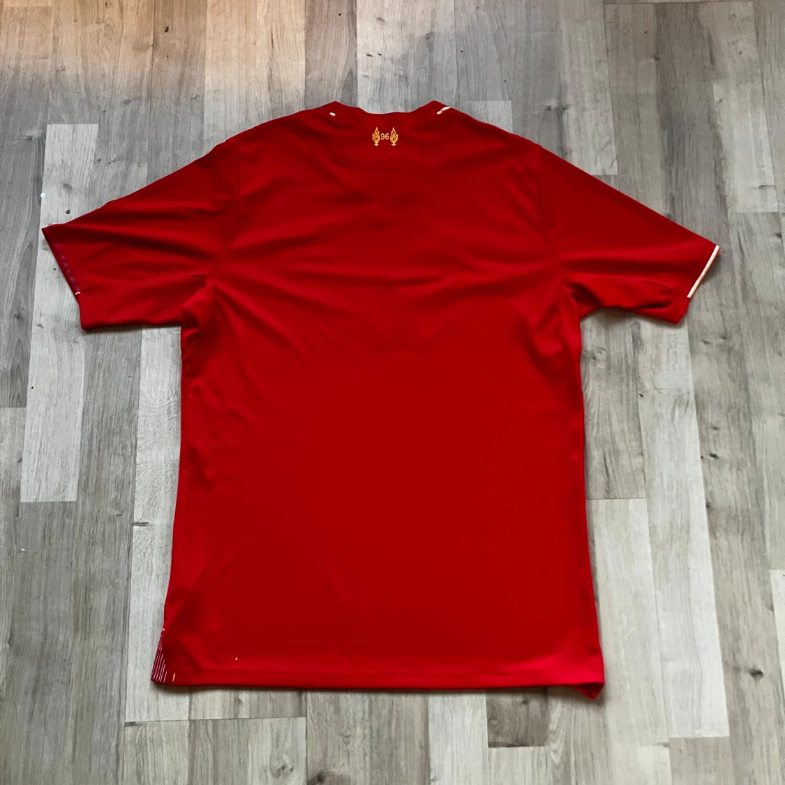 Liverpool hemmatröja från 15/16  - 90