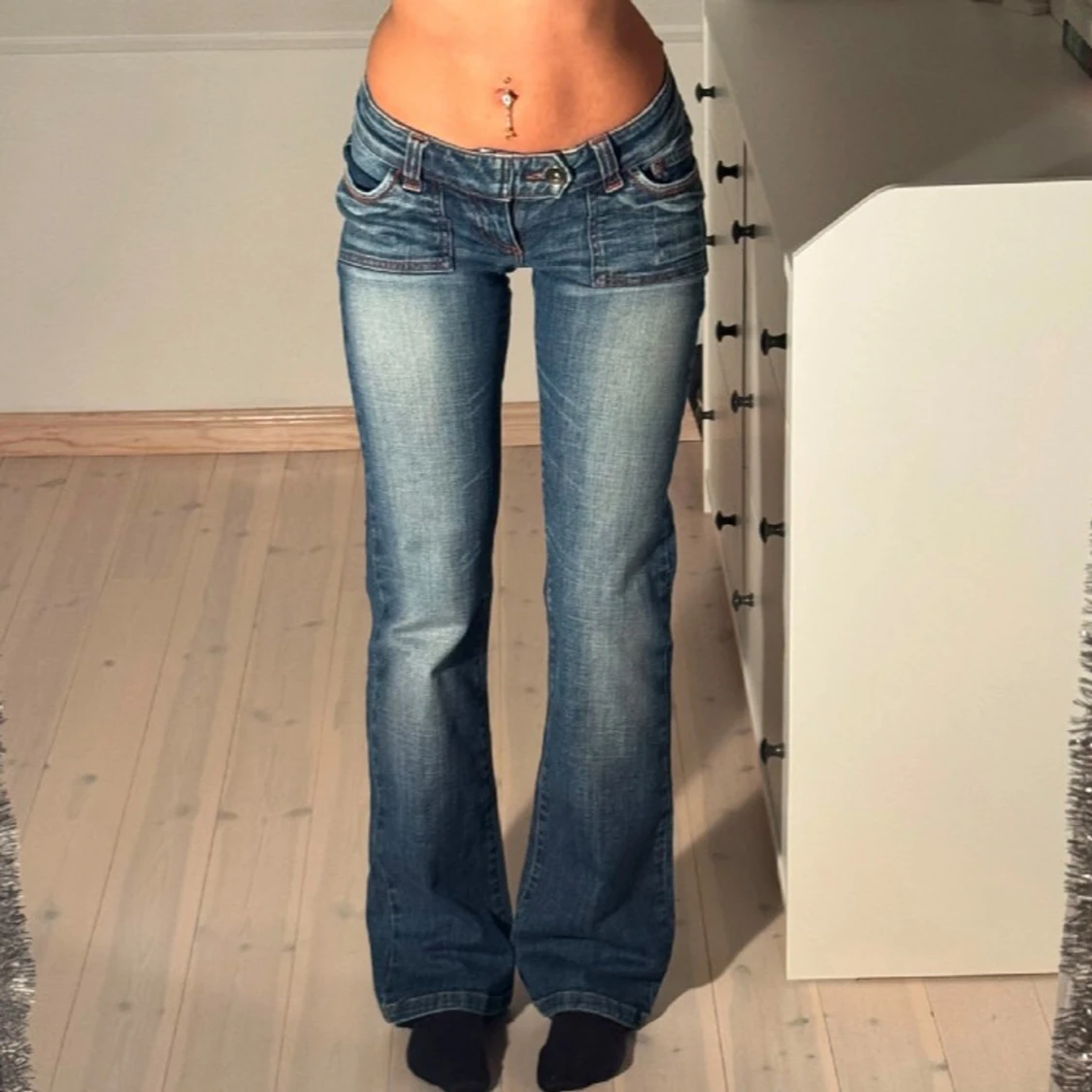 Blå bootcut jeans