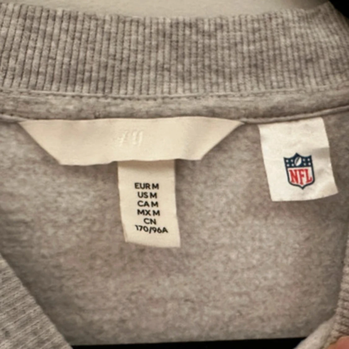 Grå Giants sweatshirt från H&M - 2