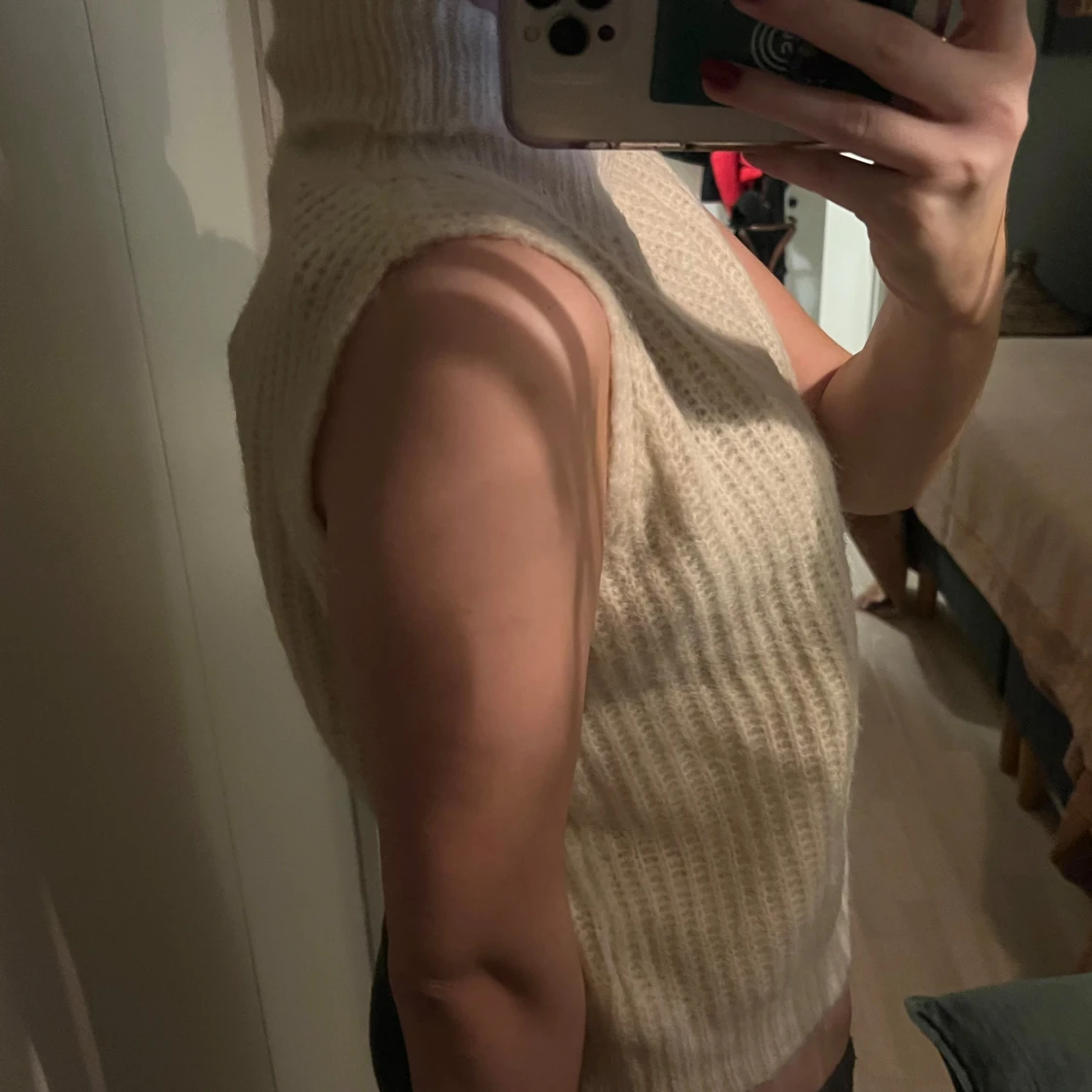 Offwhite stickad polotröja - 93