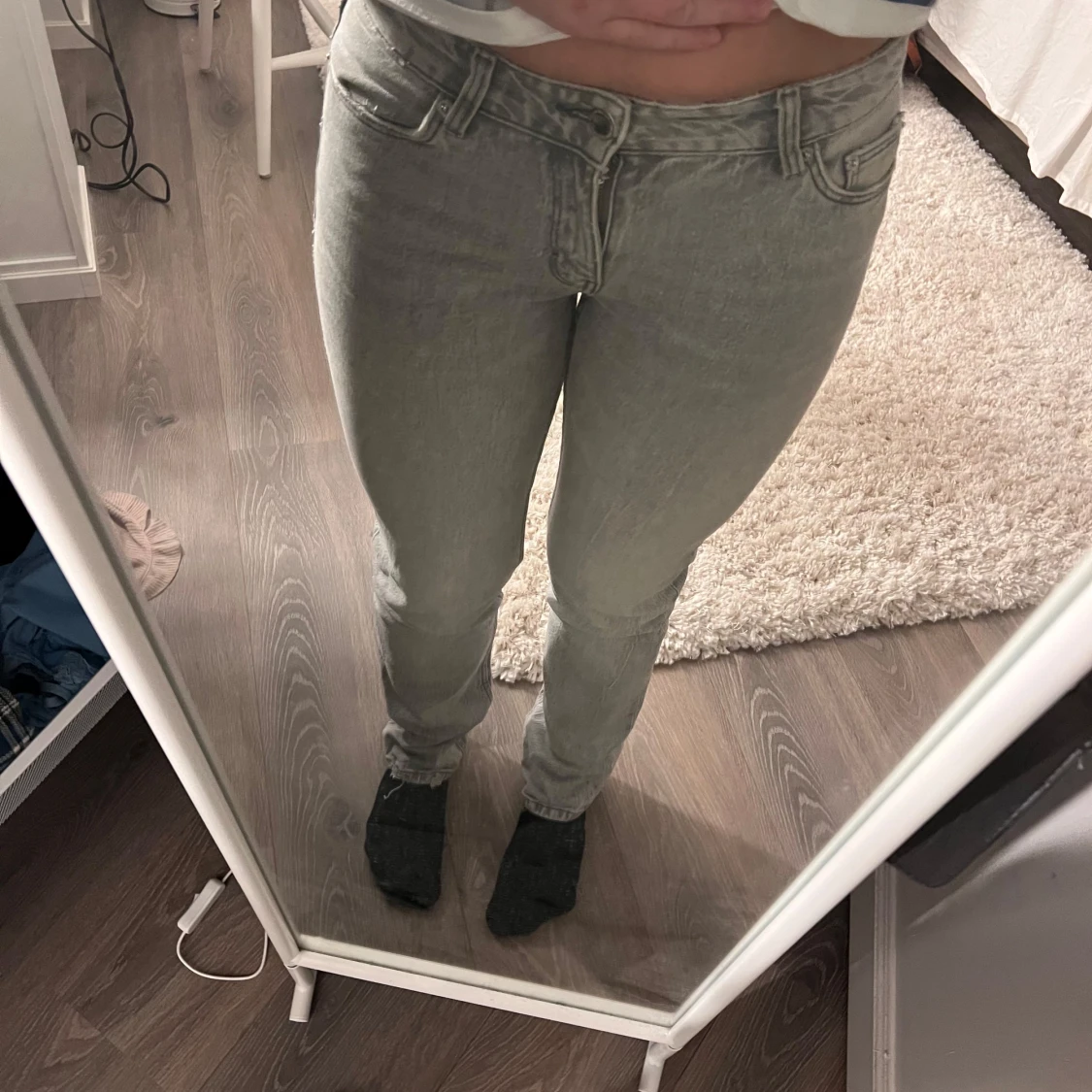 Grå lågmidjade jeans  - 90