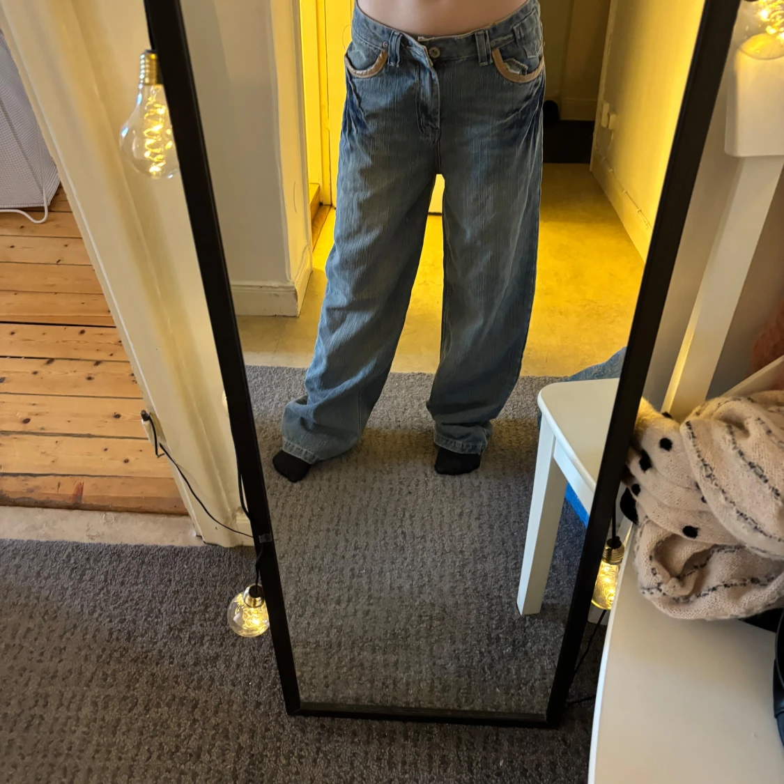 Blå jeans med vida ben - 92