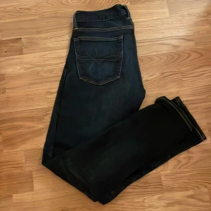 Ralph lauren jeans - Säljer dessa snygga ralph lauren jeans i size 32 31. Bra skick. Kan gå ner i pris vid snabb affär. Hör av dig vid minsta fundering!