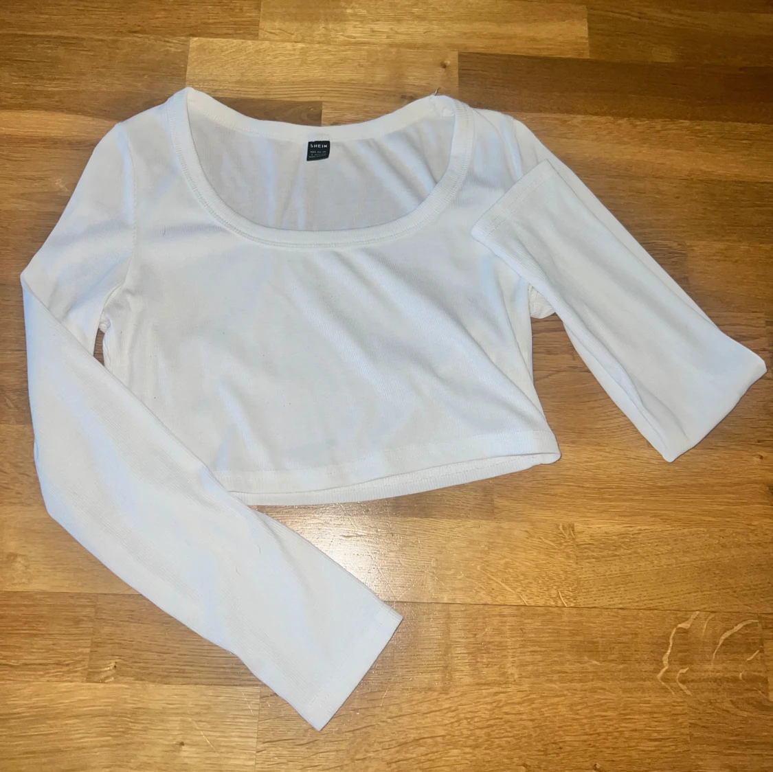 Vit croppad topp - 90