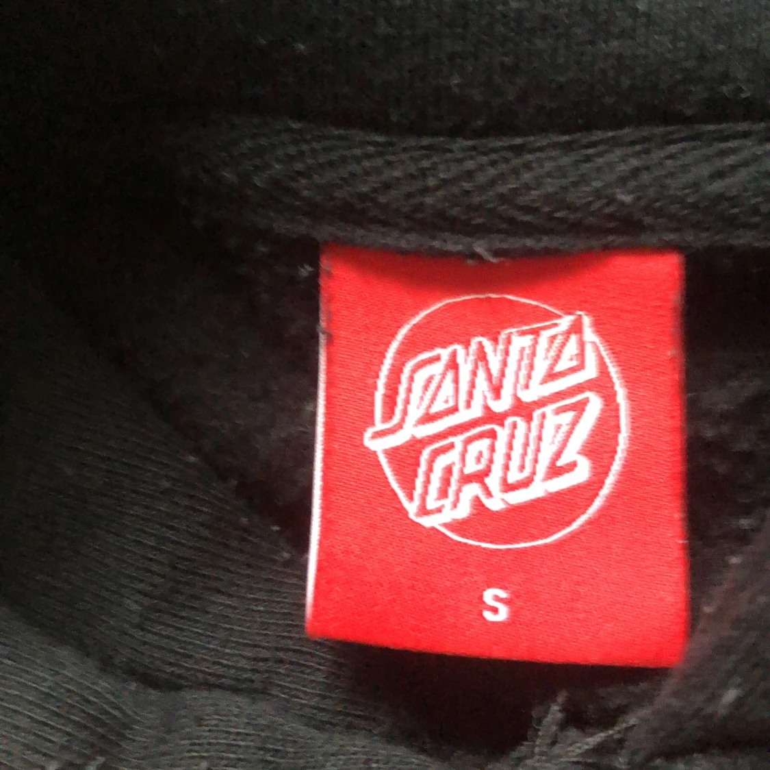 Svart hoodie från Santa Cruz - 90