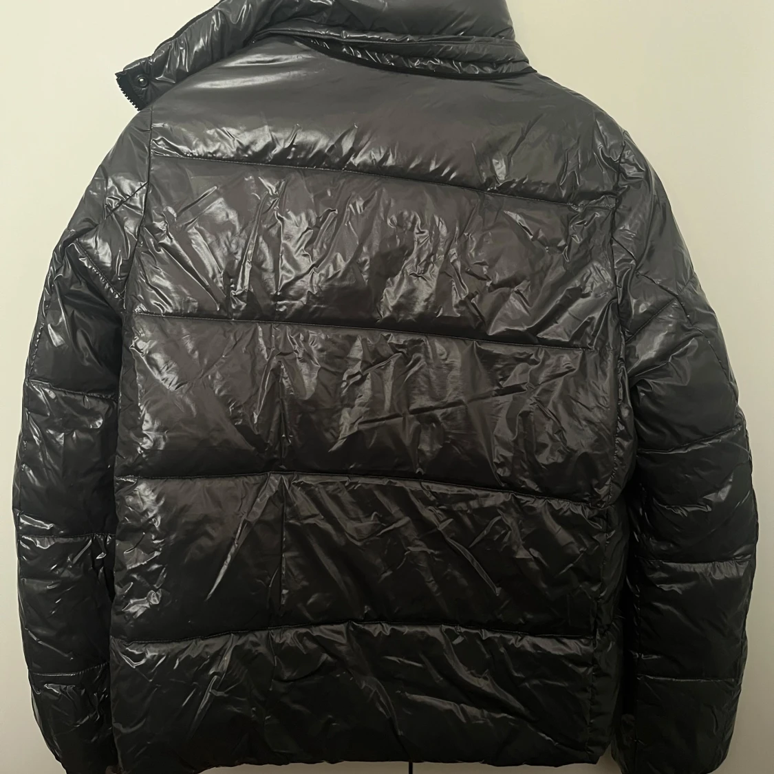 Grå pufferjacka från Calvin Klein Jeans - 92