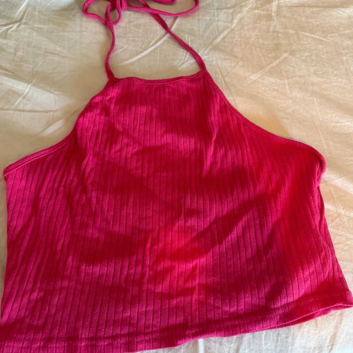 Rosa ribbad halterneck-topp