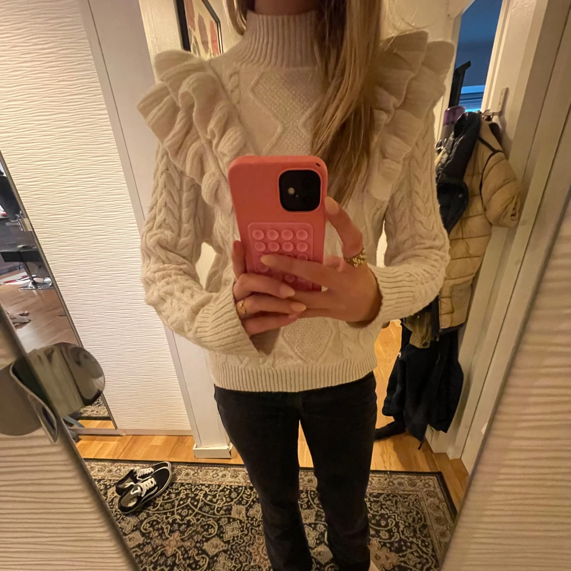 Vit volang tjocktröja🤍 - 90