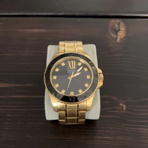 Guess klocka - Bra skick