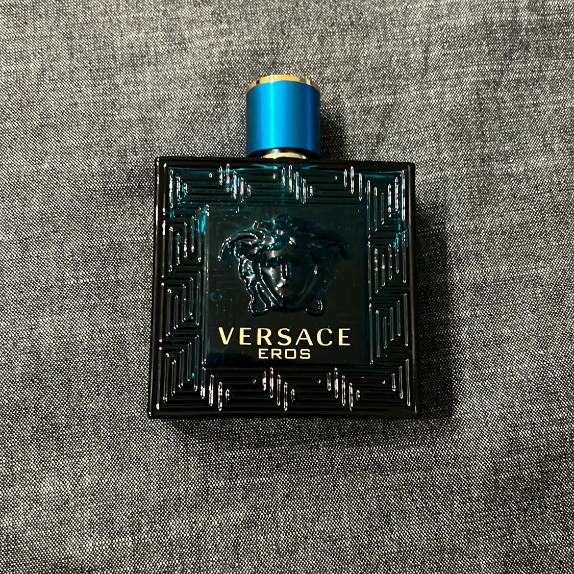 Säljer helt ny versace eros