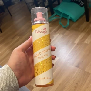 Dreamy sunshine body mist  - Endast testad 3 gånger. 