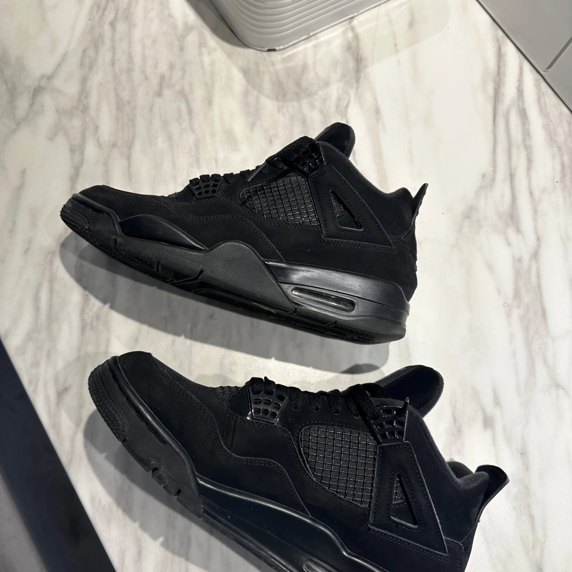 Air Jordan 4 (Black cat)  - 91