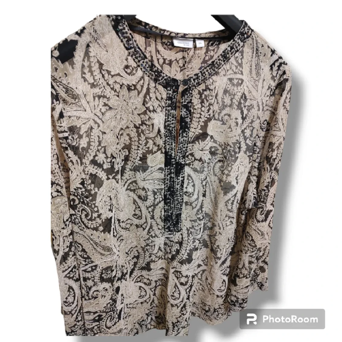 Snygg Blus i Nyskick 