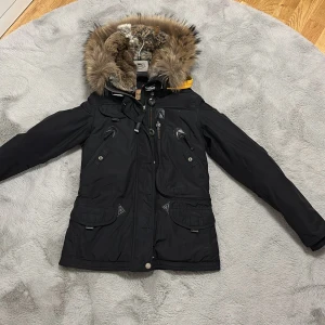Para jumper vinterjacka - Mycket bra skick! Använd under en vinter några gånger! XS