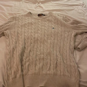 Morris tröja - Säljer denna Morris tröjan  Storlek : s Skick: bra 