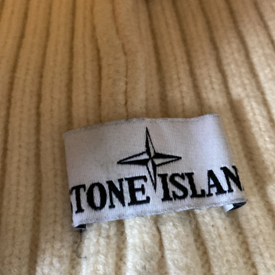 Stone island mössa - 90