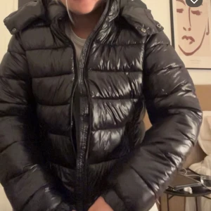 Lager 157 jacka - Säljer pga kommer inte till användning☺️