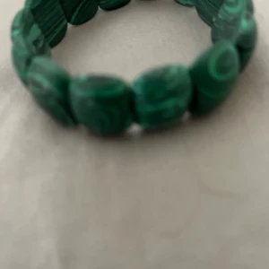 Malakitarmband med elastiskt band - Malakitarmband med elastiskt band
