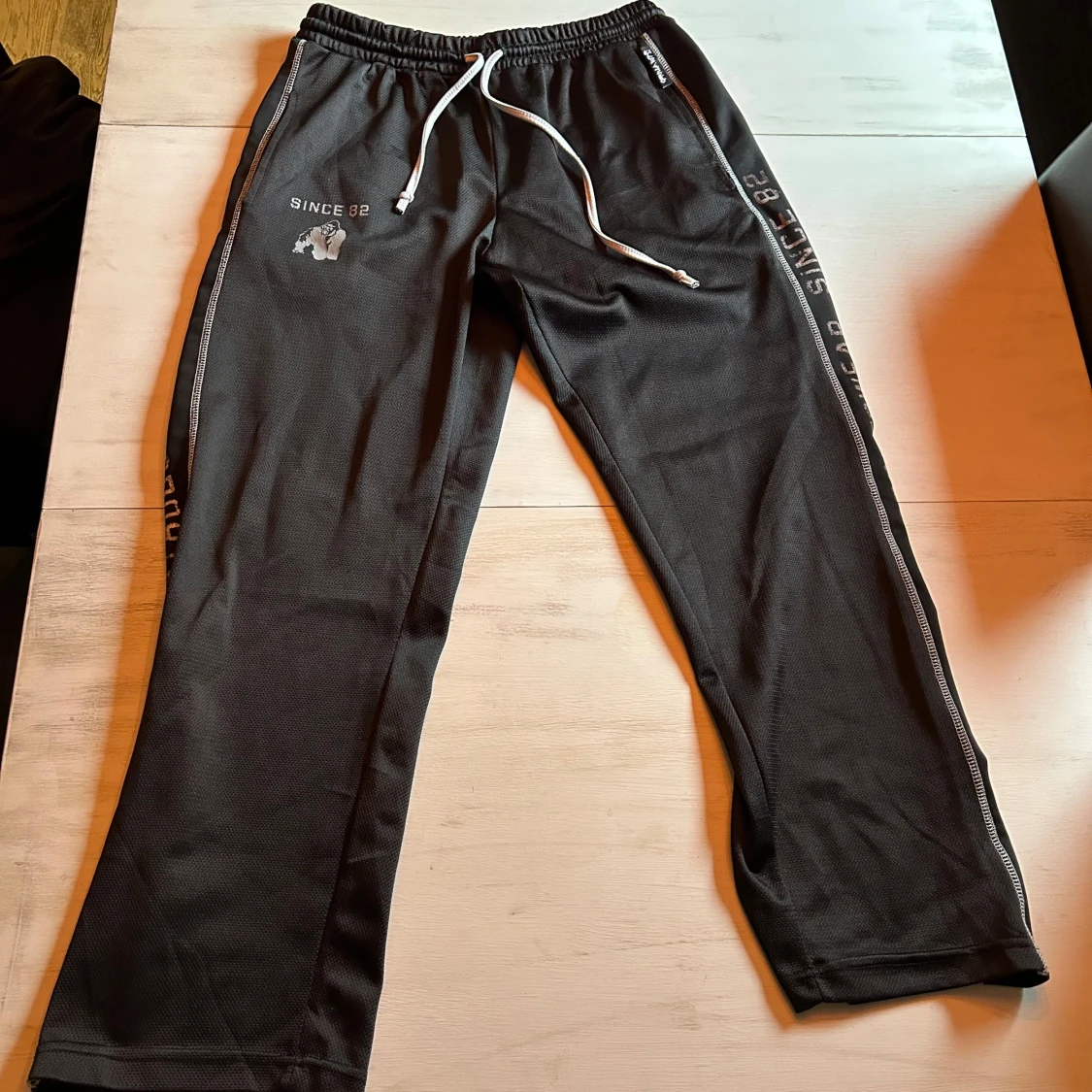 Gasp-och Gorilla Wear byxor - 91