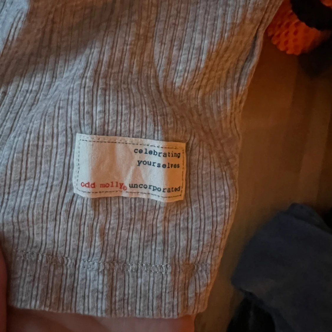 Grå topp från Odd Molly - 93