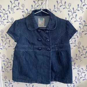 Jeans bolero - Säljer denna då jag aldrig använt den❤️ Köpt på Plick