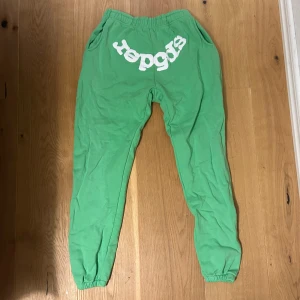 Sp5der byxor - Ett par Sp5der byxor. Bra skick och snygga pm för frågor.