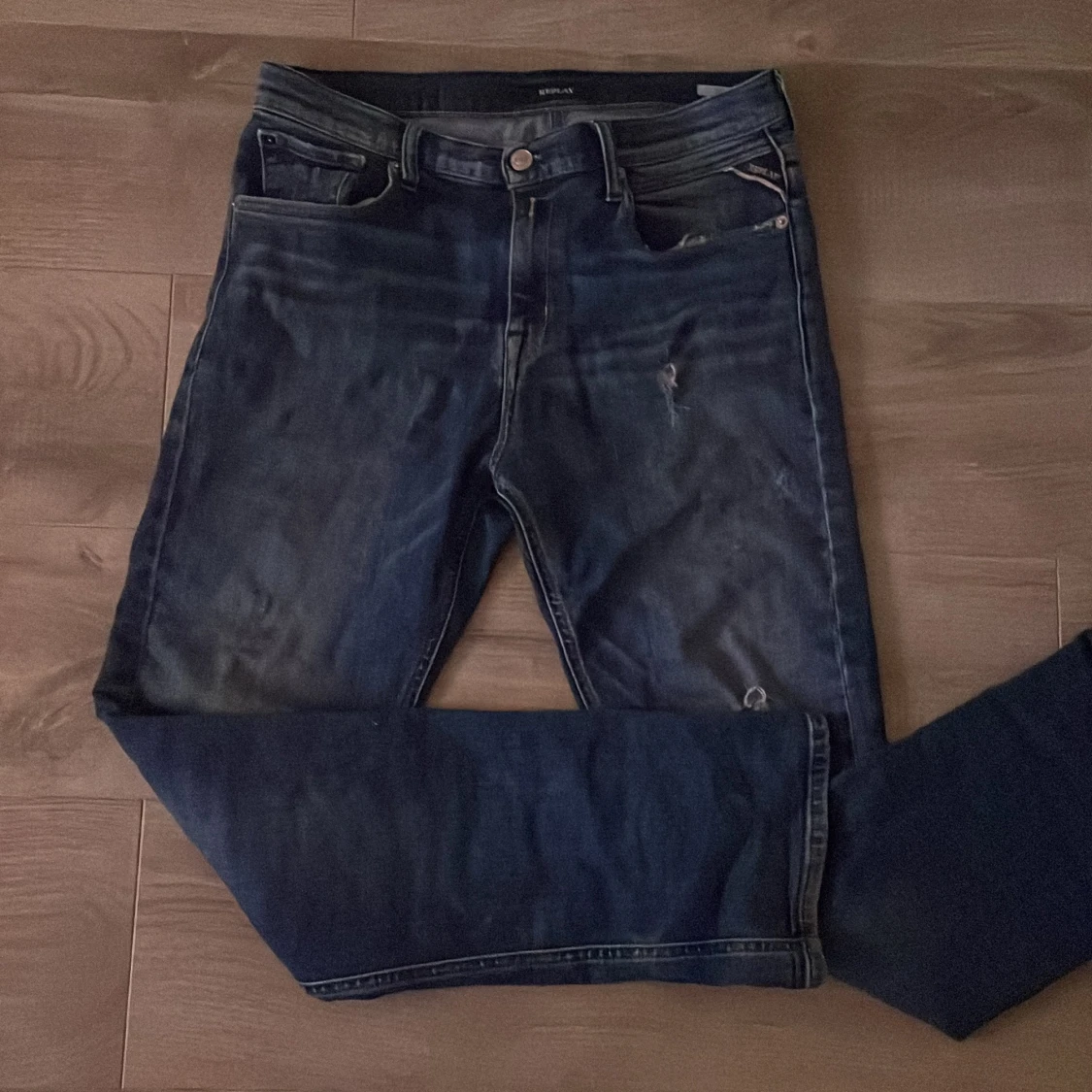 Mörkblå jeans från replay - 2