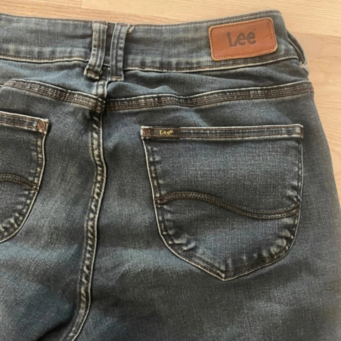 lågmidjade bootcut jeans - 91