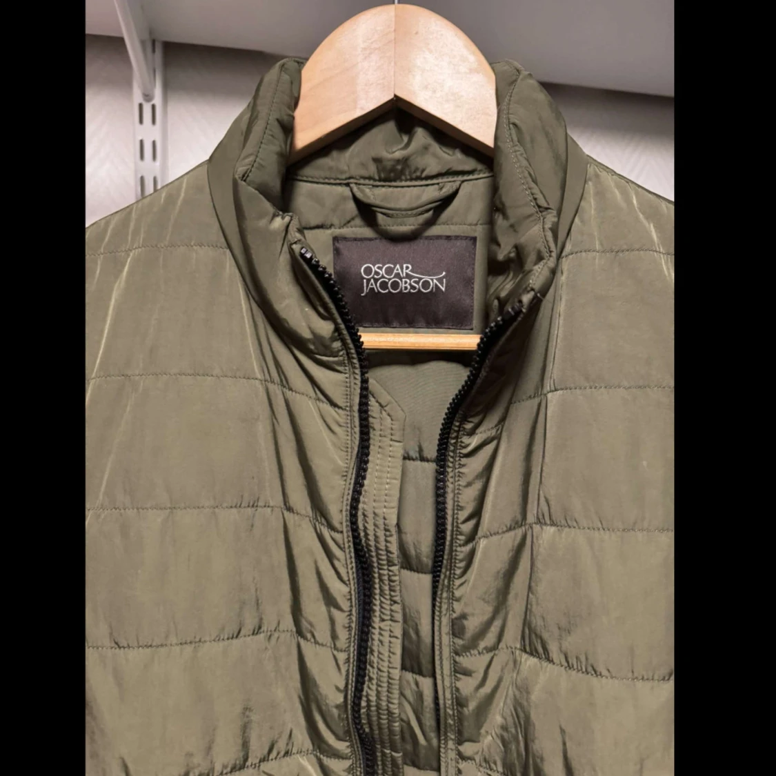 Grön väst från Oscar Jacobson - 91