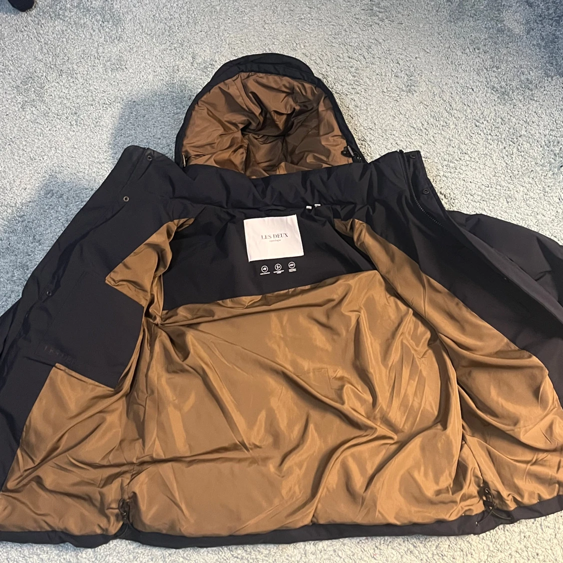 Marin blå pufferjacka från Les Deux - 92