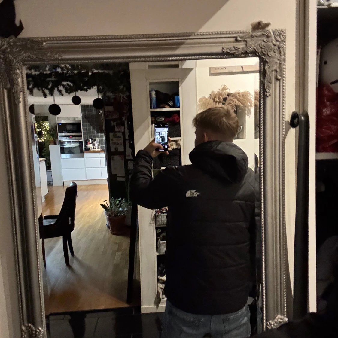 Svart pufferjacka från The North Face - 90