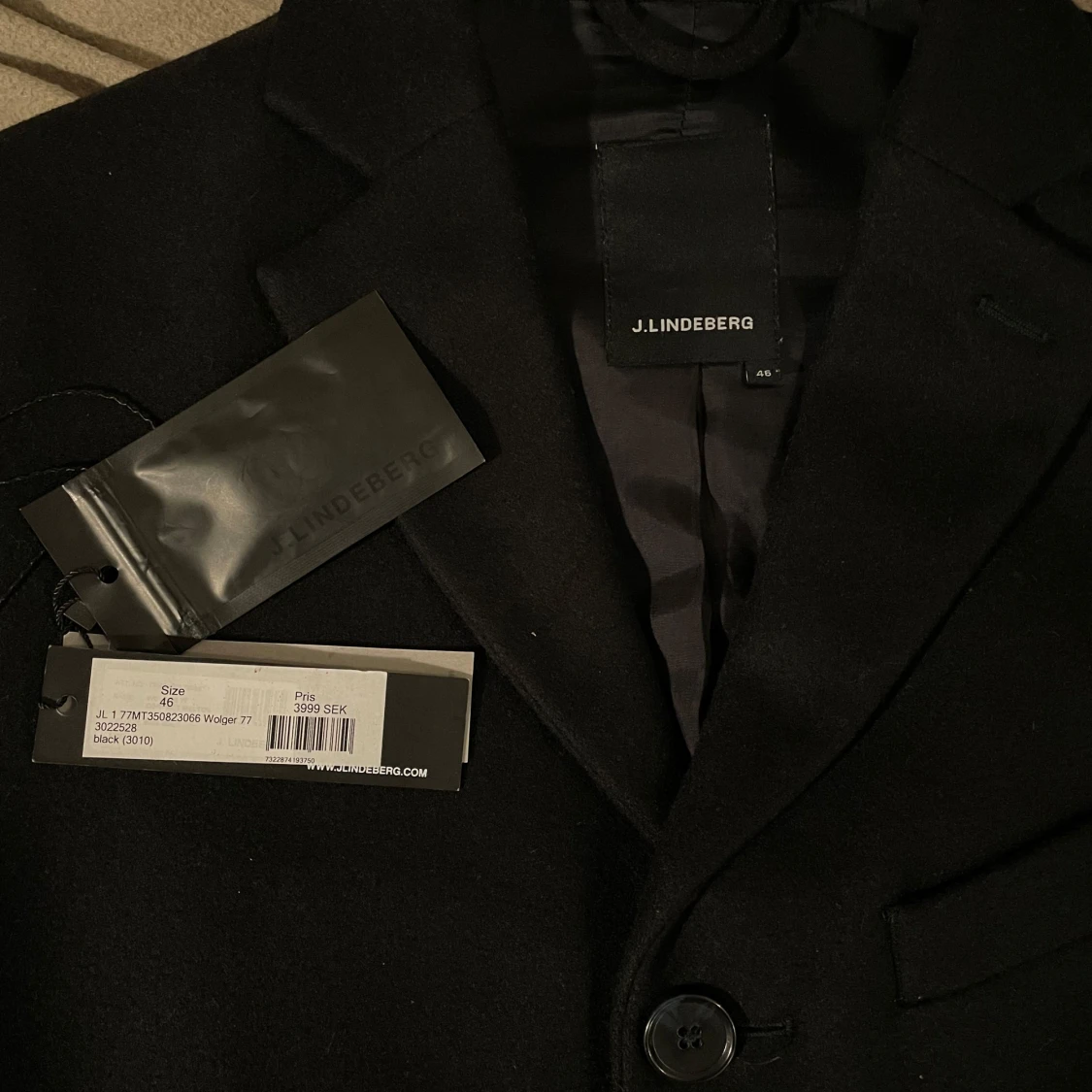 Svart rock från J.Lindeberg - 92