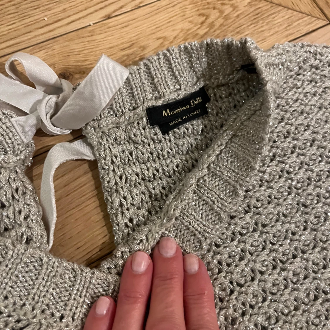 Beige stickad tröja från Massimo Dutti - 90