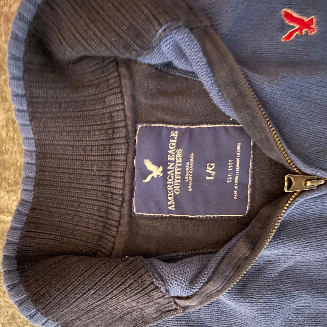 Blå tröja med dragkedja från American Eagle - 90