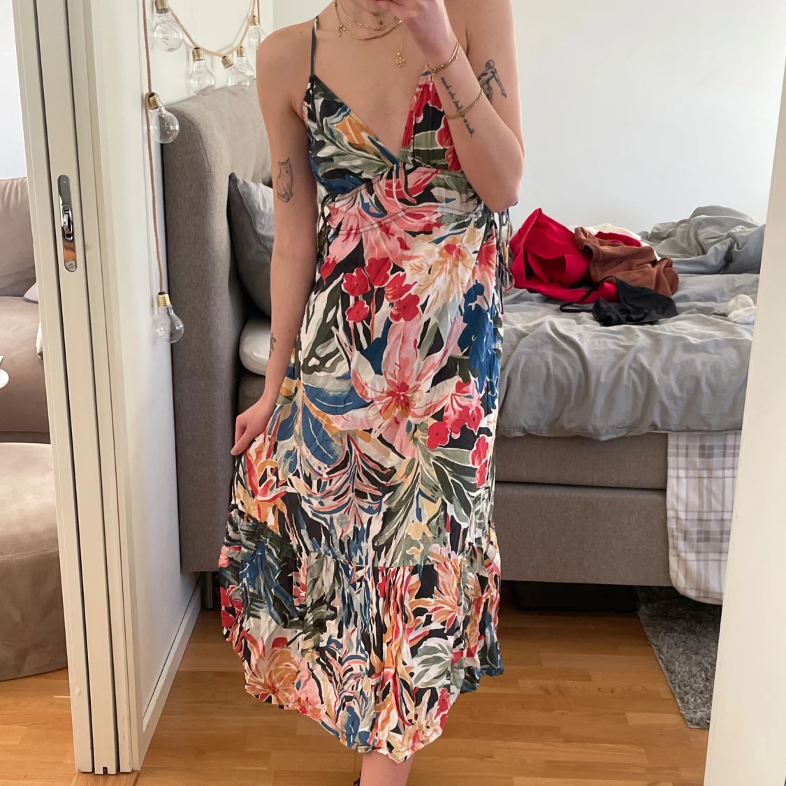 Blommig klänning - 90