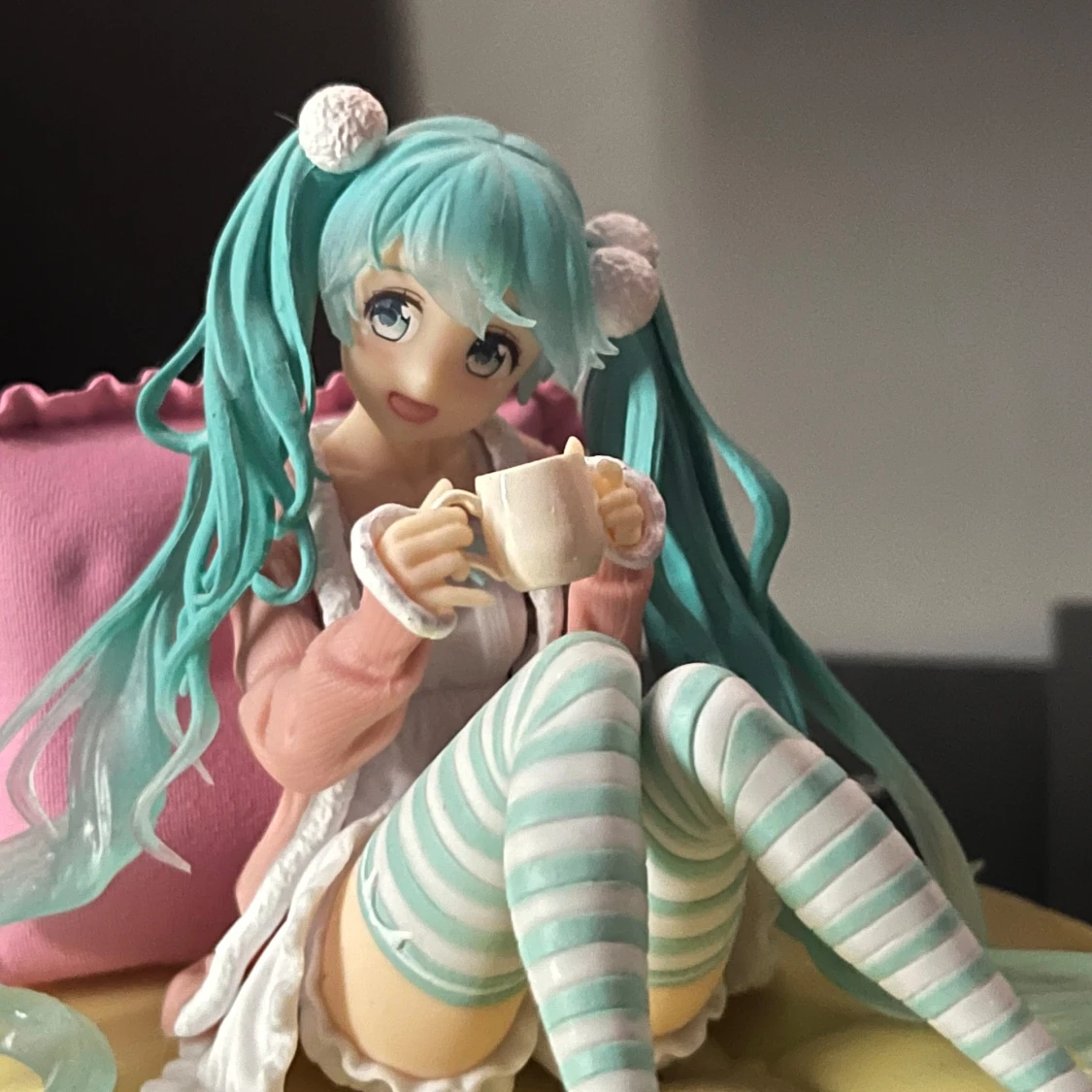 Hatsune Miku Pyjama Figure - 90