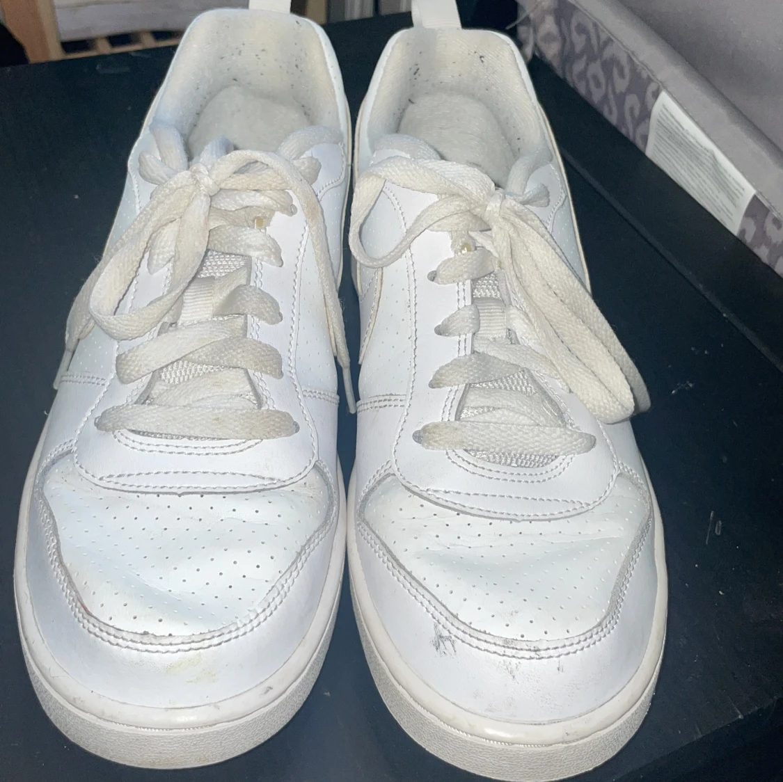 Vita nike skor i storlek 40 - 91