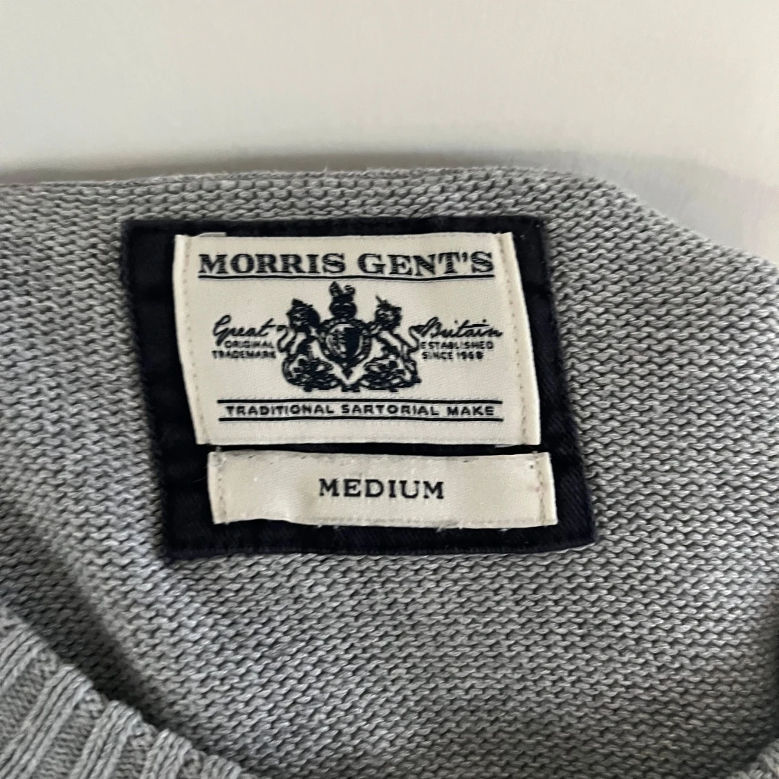 Grå tröja från Morris - 92