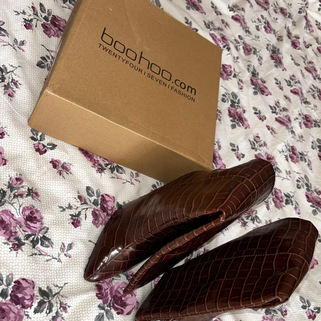 Wide fit pointed toe croc knee high boots - 90