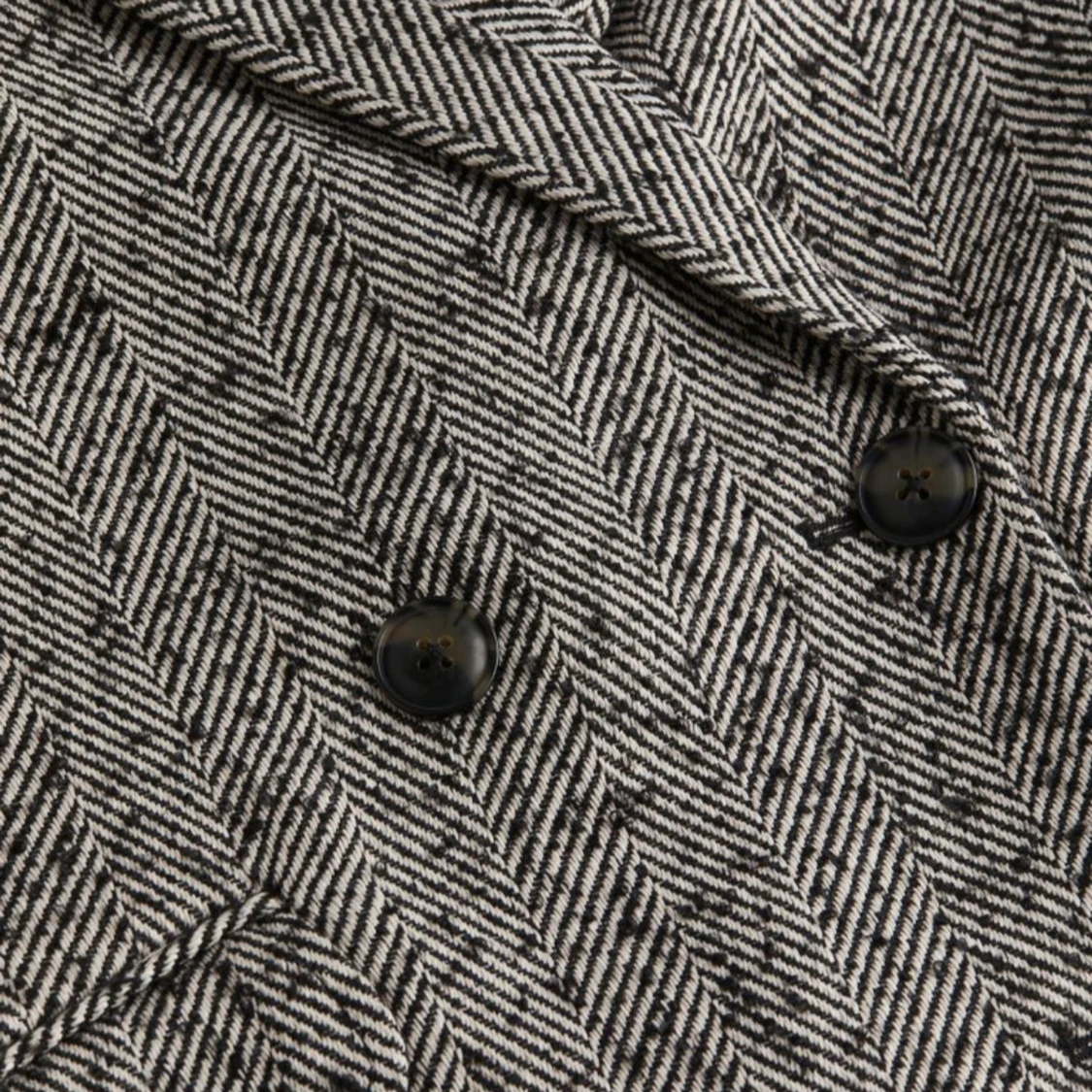 Grå kappa med fiskbensmönster - 90