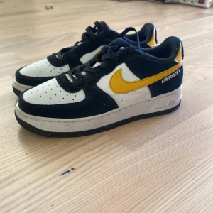 Nike Airforce 1 Athletic Club - Knappt använda. 