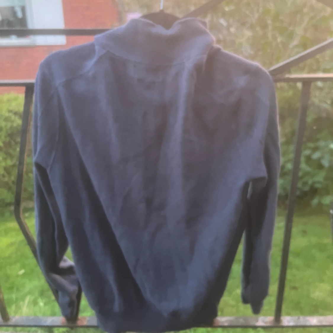 Säljer nu min stickade Ralph lauren zipp hoodie! Storlek S - 90