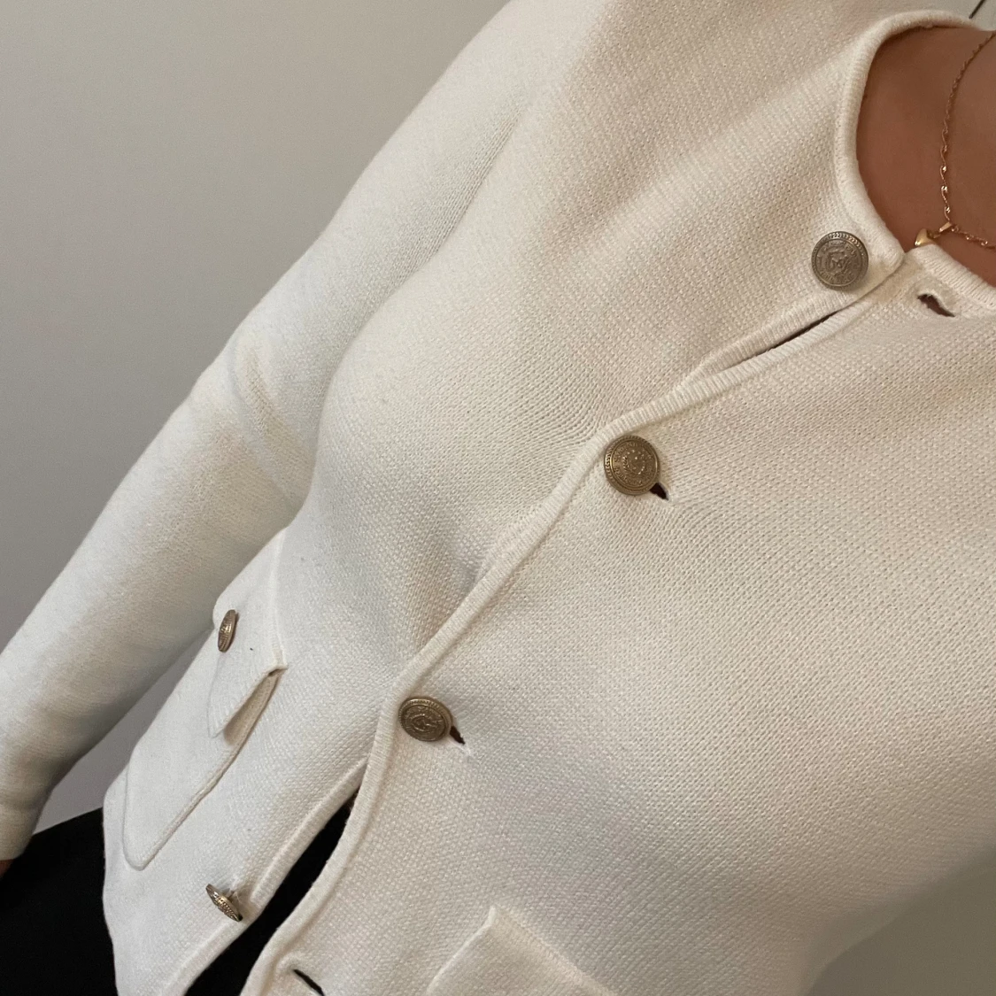 Kofta med guldknappar - 91