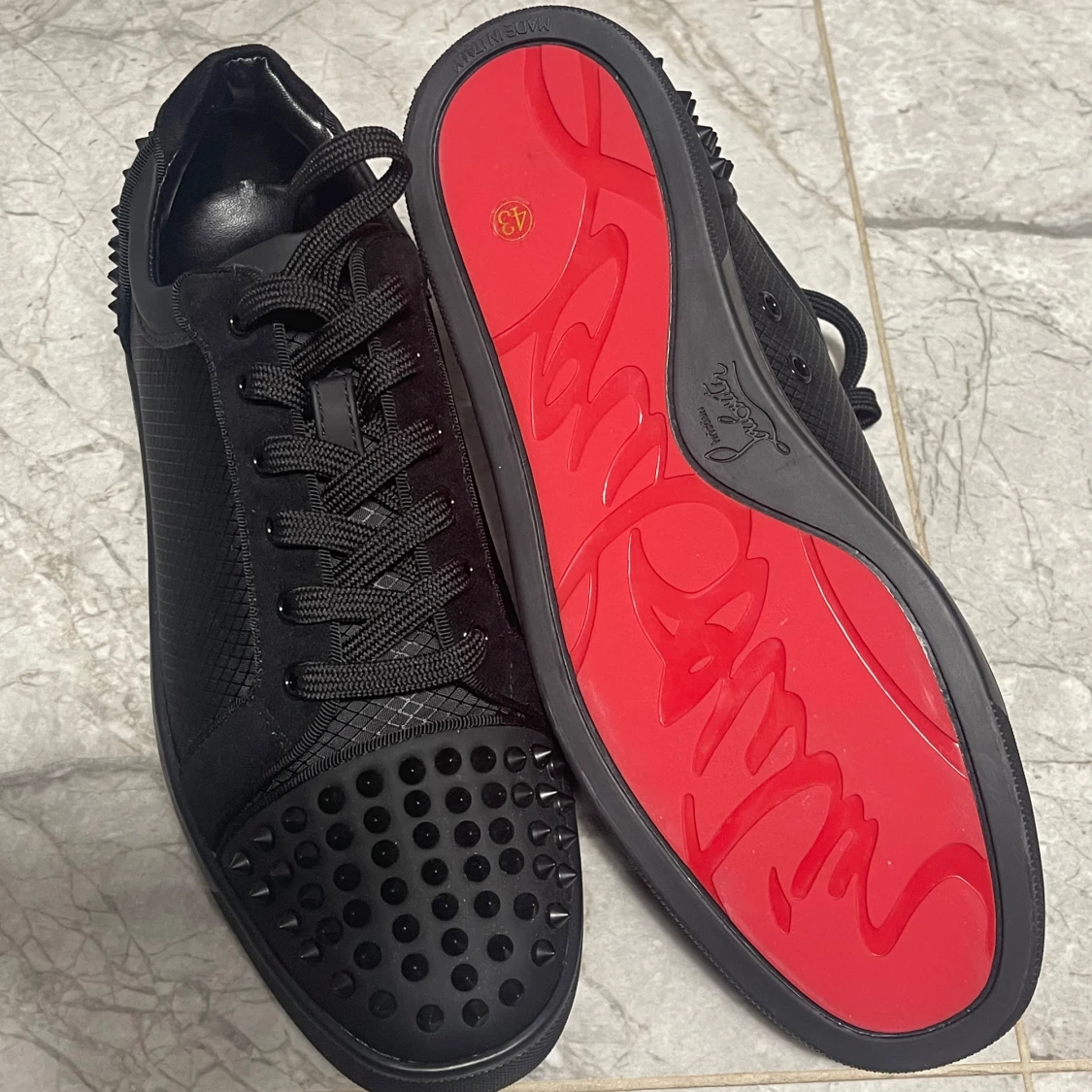 HELT NYA! (Äkta) Christian Louboutin - 92