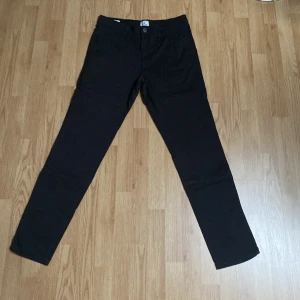 Jack & Jones Chinos - Säljer nu dessa chinos då jag inte längre använder dem. Pris kan diskuteras.