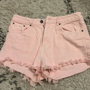 Rosa shorts  - Snygga rosa shorts