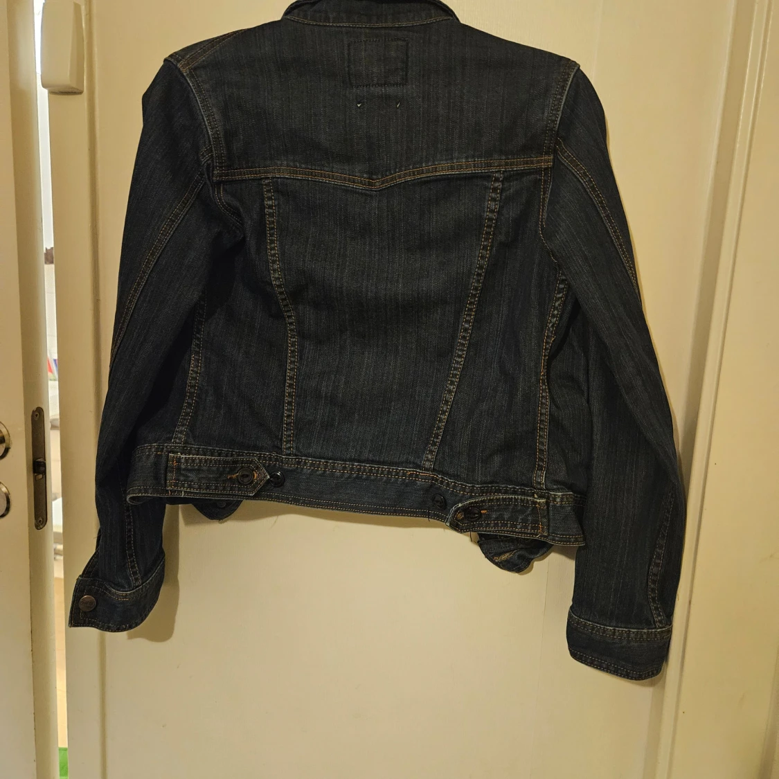 Mörkblå jeansjacka från Gul & Blå - 90