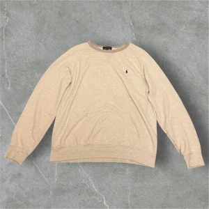 Ralph Lauren Sweatshirt  - 10/10 skick, använd en gång, skriv om ni har några funderingar!🔥