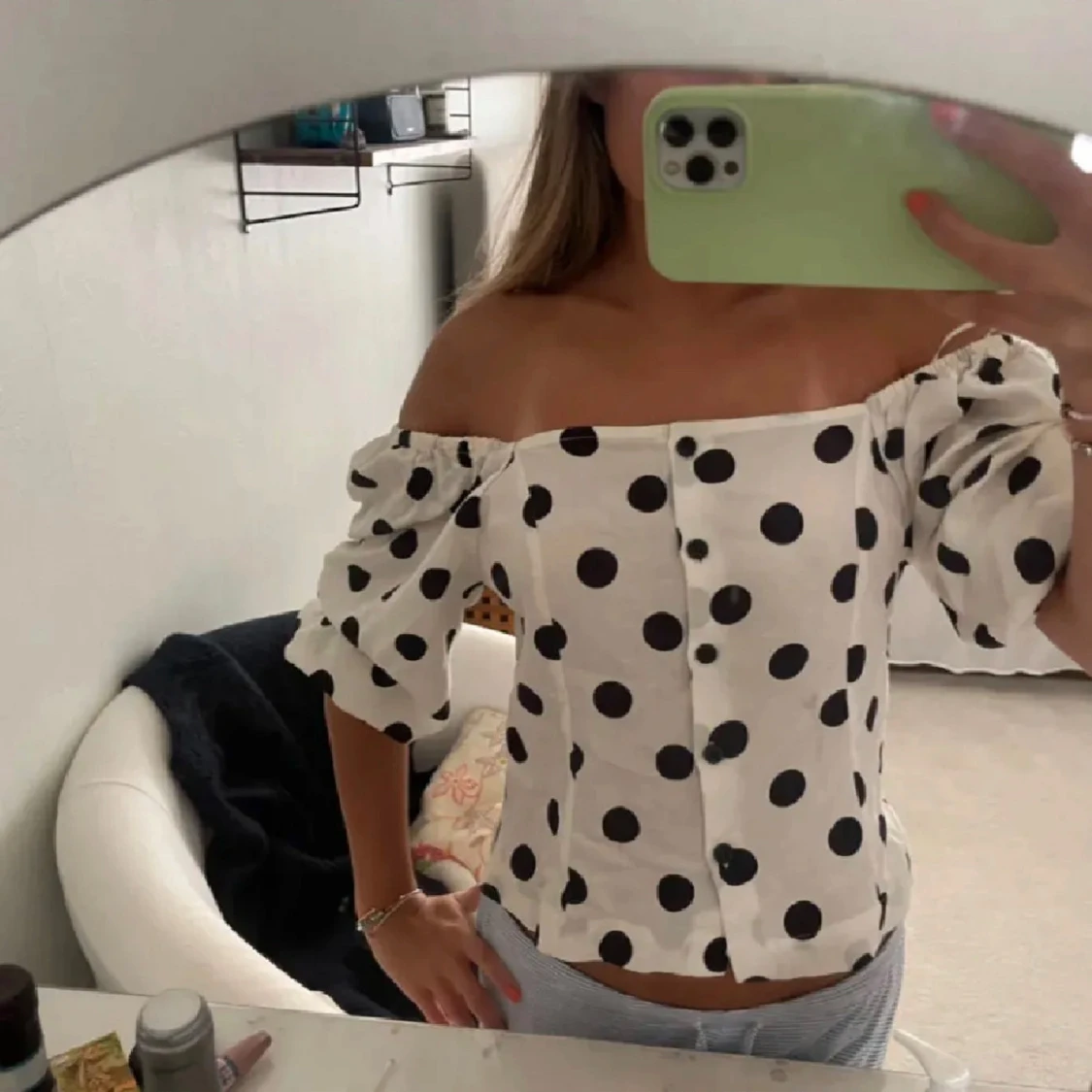 Prickig offshoulder blus