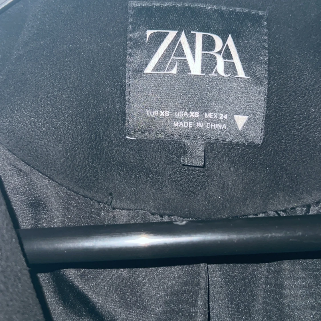 Svart mockajacka från Zara - 90